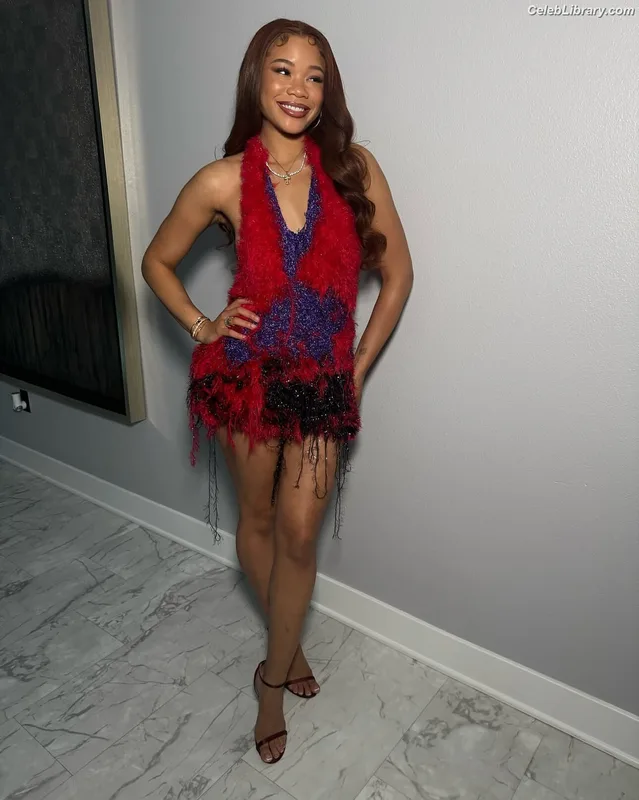 Storm Reid photo 19 of 884