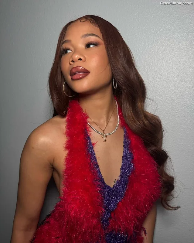 Storm Reid photo 20 of 884