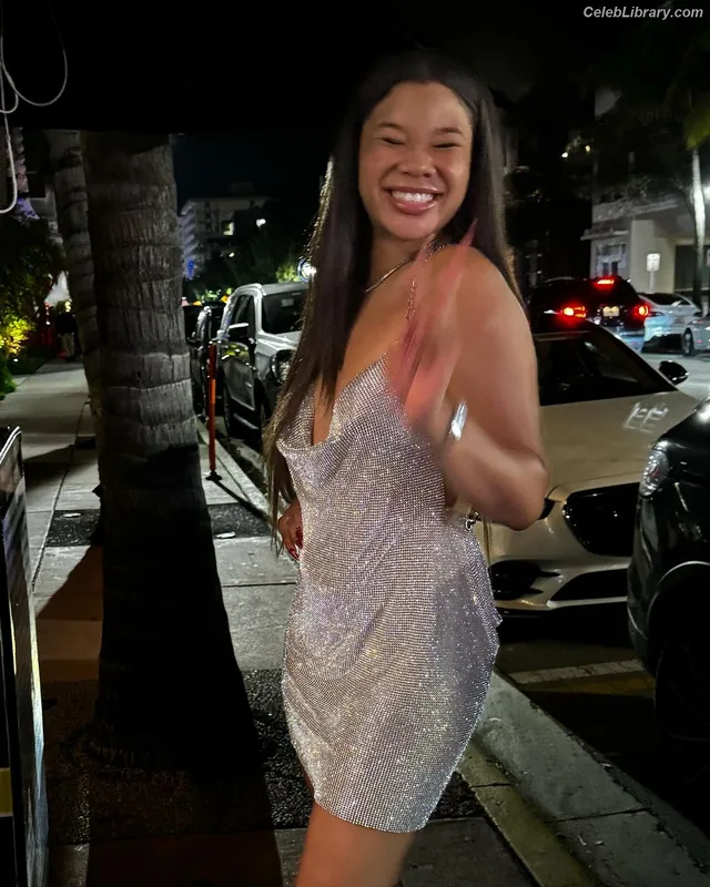 Storm Reid photo 18 of 884