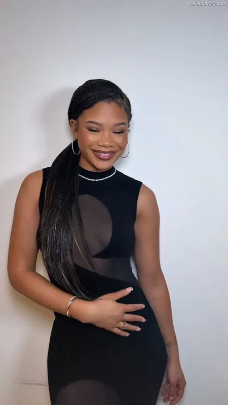 Storm Reid photo 8 of 884