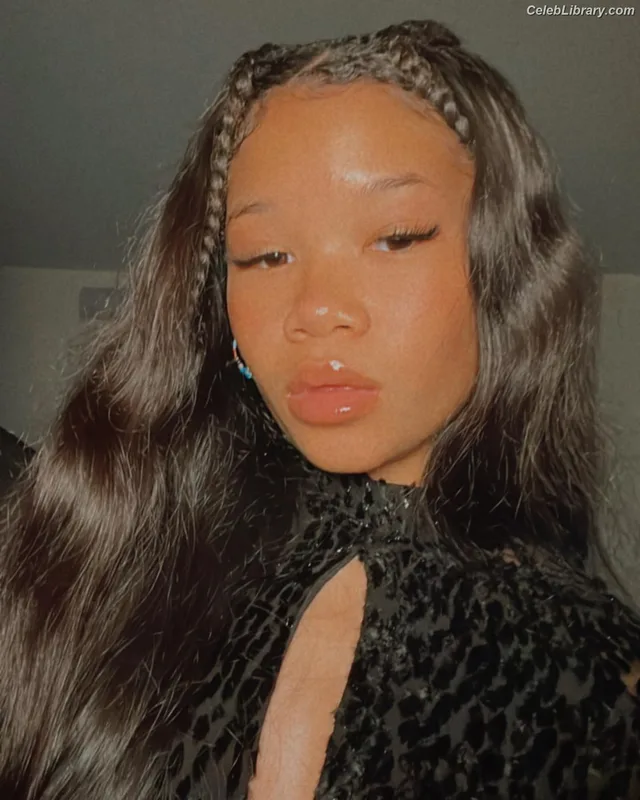 Storm Reid photo 6 of 884