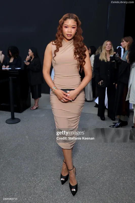 Storm Reid photo 23 of 884