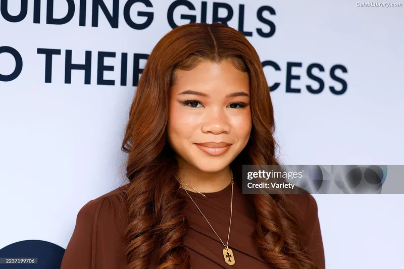 Storm Reid photo 2 of 884