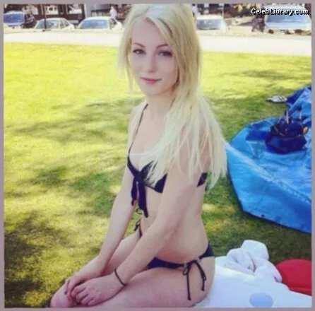 STPeach photo 3 of 601