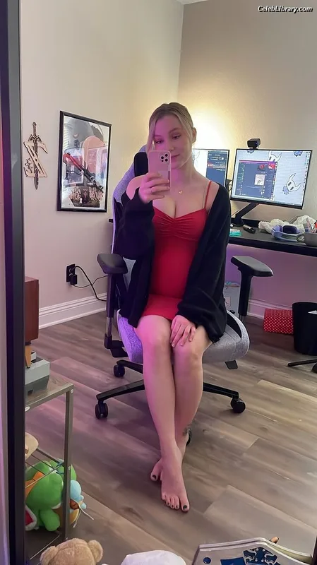 STPeach photo 10 of 601