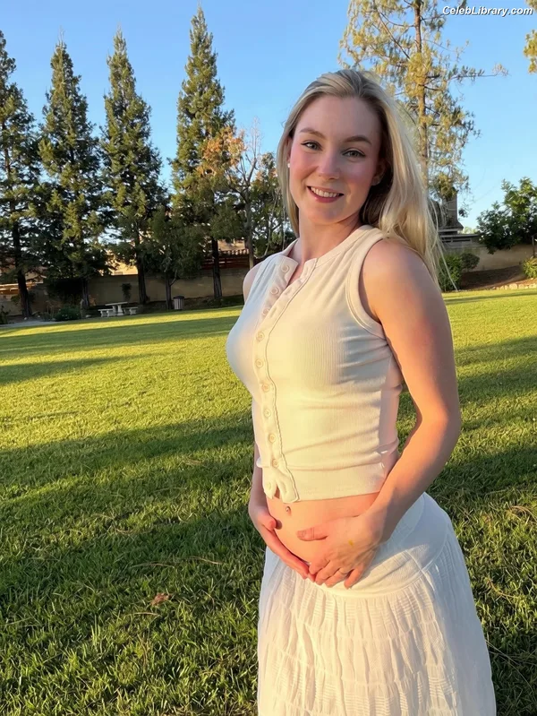 STPeach photo 4 of 601