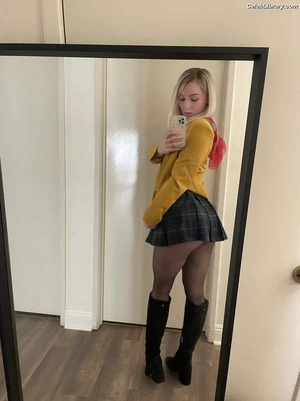 STPeach photo 4 of 601