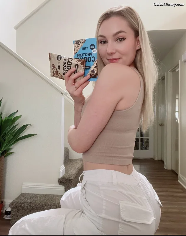 STPeach photo 10 of 601