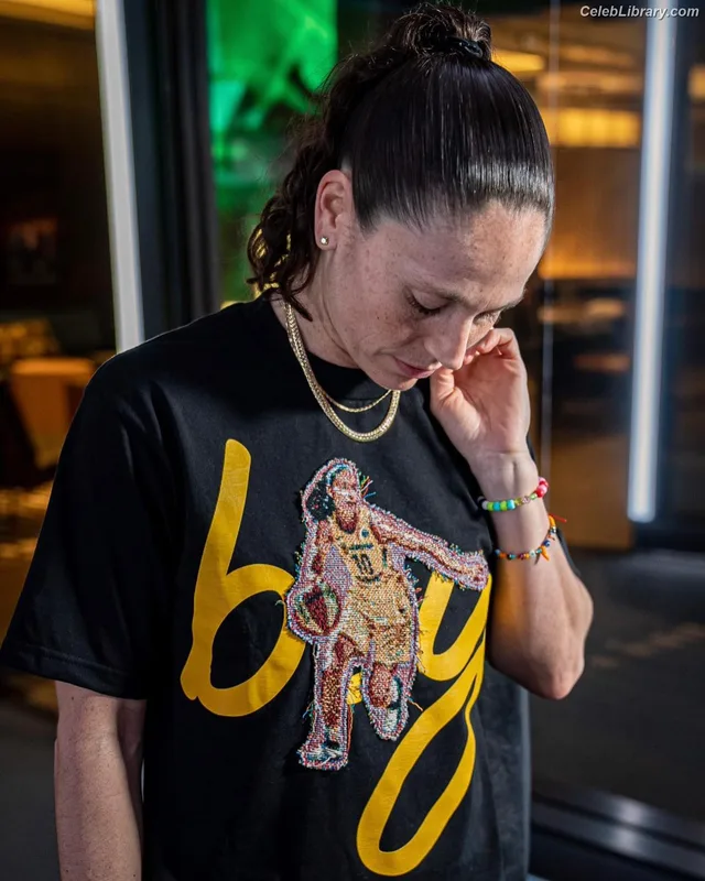 Sue Bird photo 2 of 158