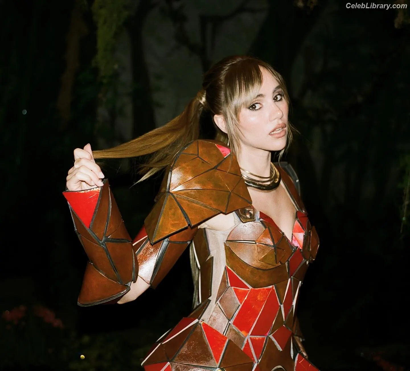 Suki Waterhouse photo 16 of 229
