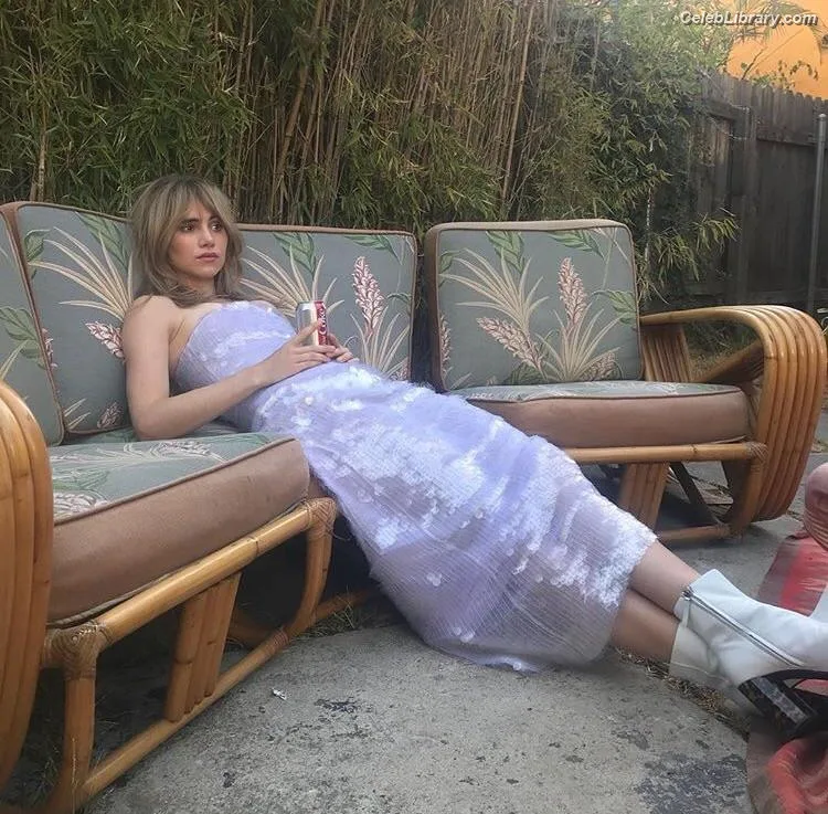 Suki Waterhouse photo 22 of 230