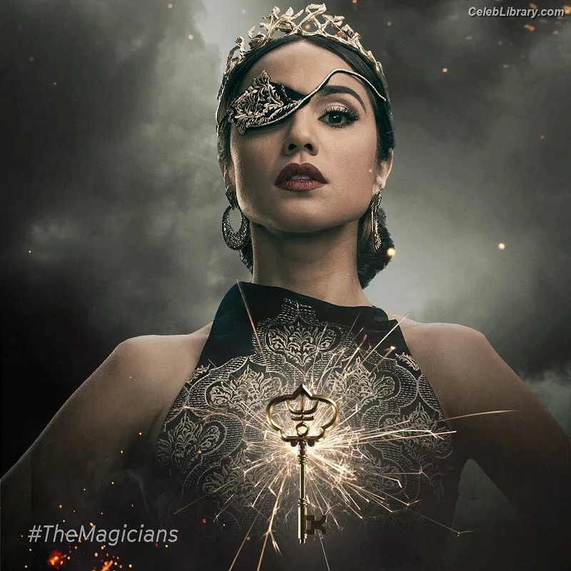 Summer Bishil photo 4 of 153