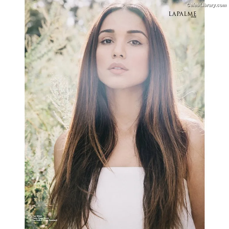 Summer Bishil photo 20 of 153