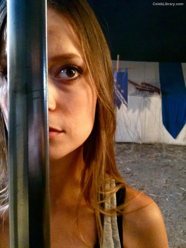 Summer Glau photo 8 of 85