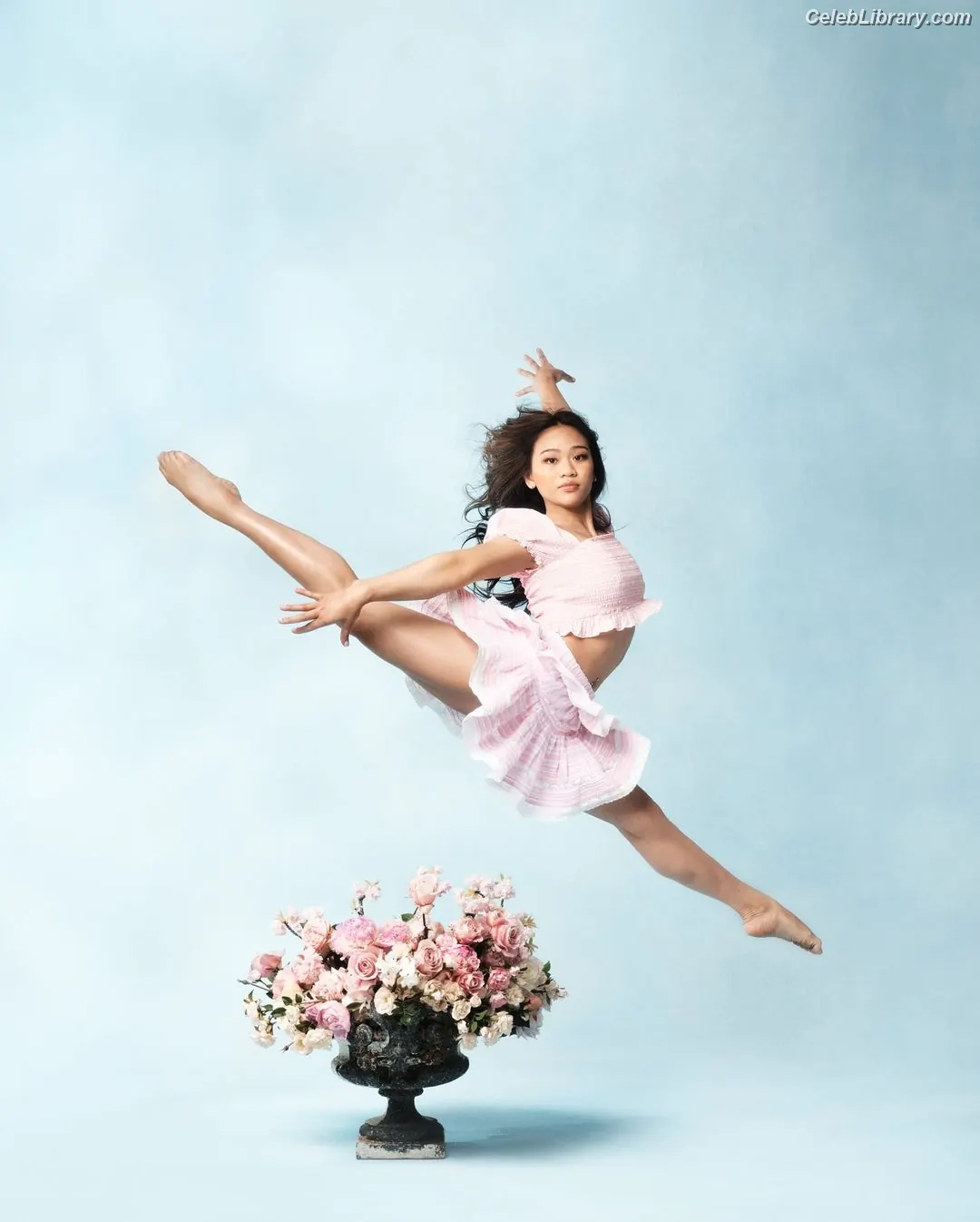 Suni Lee photo 1 of 1002