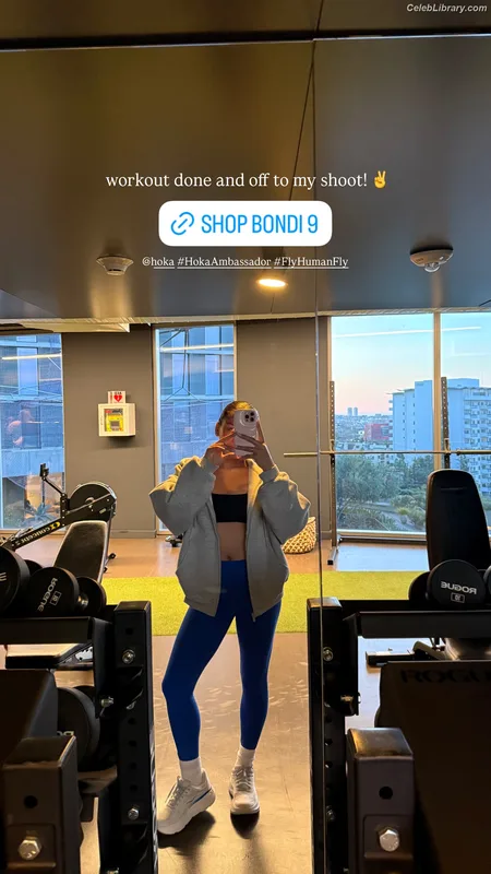 Suni Lee photo 1 of 1003