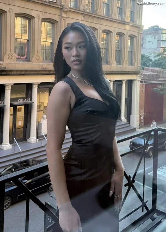 Suni Lee photo 9 of 1003