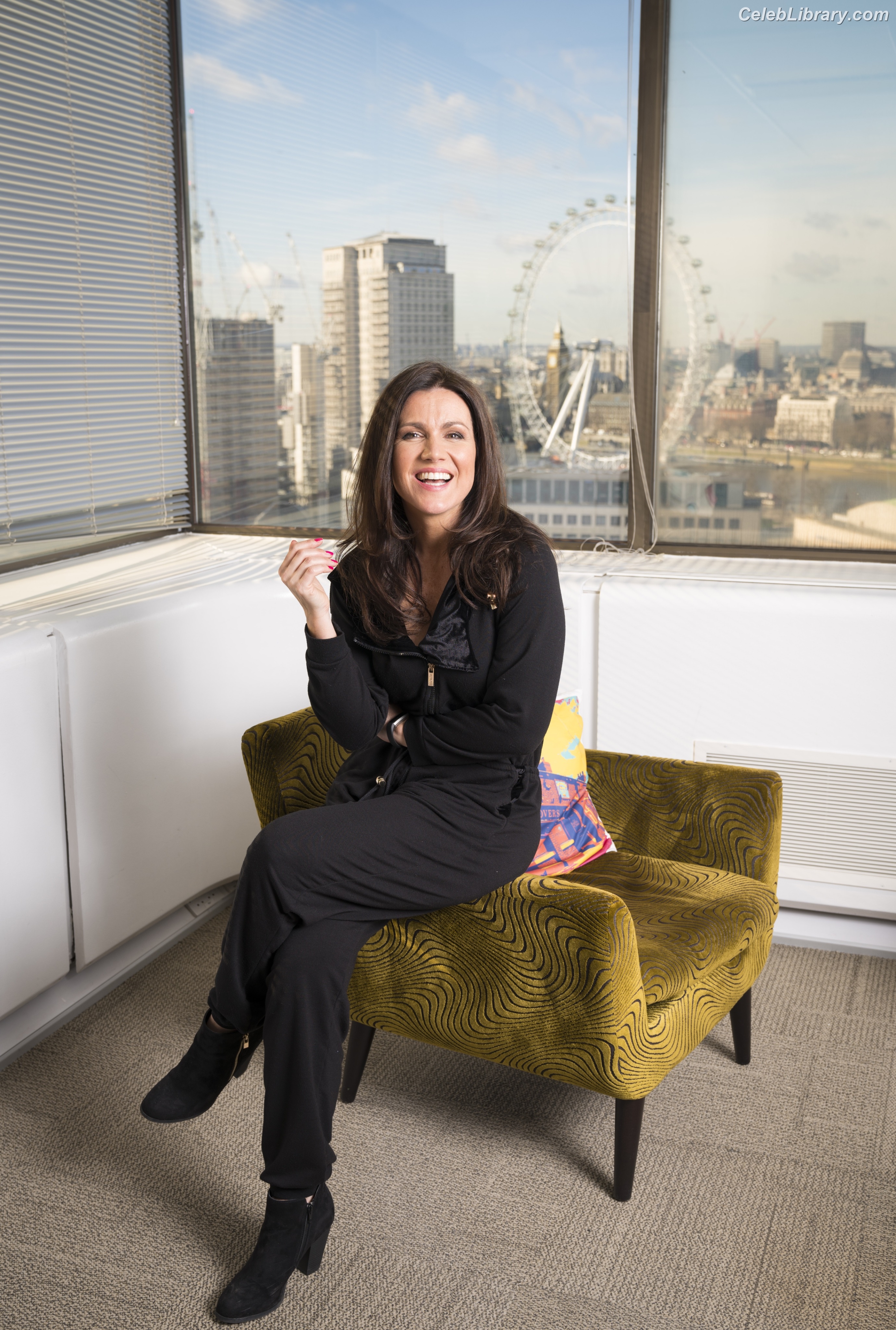 Susanna Reid photo 9 of 429