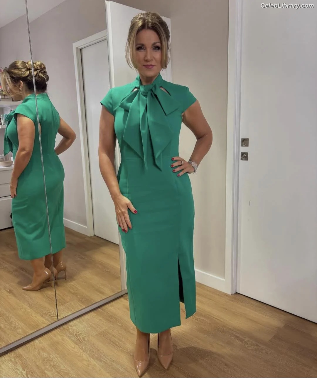 Susanna Reid photo 11 of 429