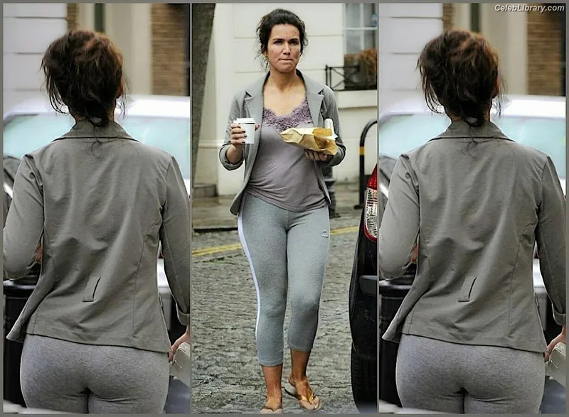 Susanna Reid photo 9 of 429