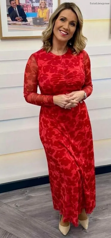 Susanna Reid photo 24 of 429