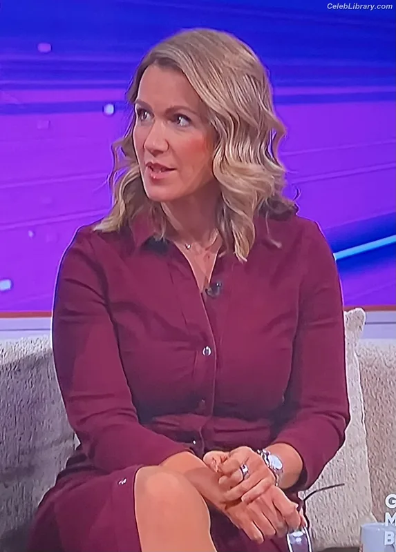 Susanna Reid photo 4 of 429