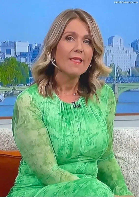 Susanna Reid photo 9 of 429
