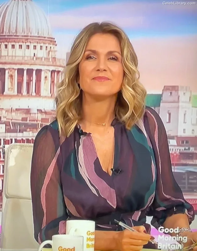 Susanna Reid photo 6 of 429