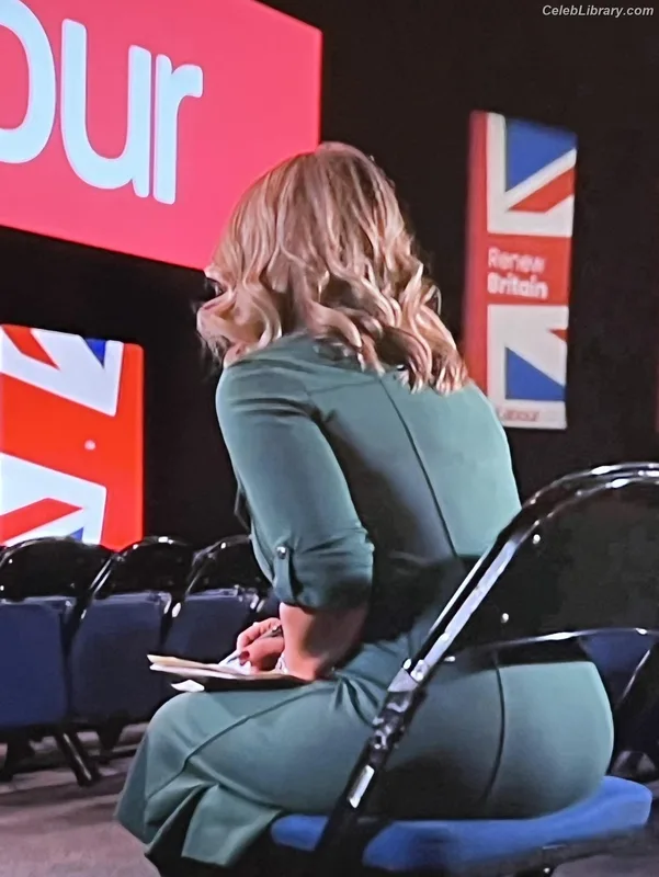 Susanna Reid photo 15 of 429