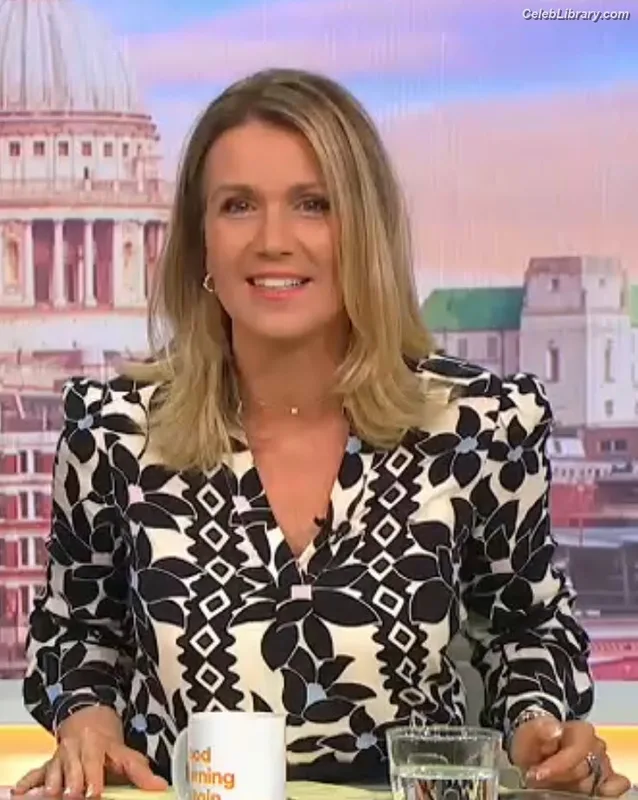 Susanna Reid photo 6 of 429