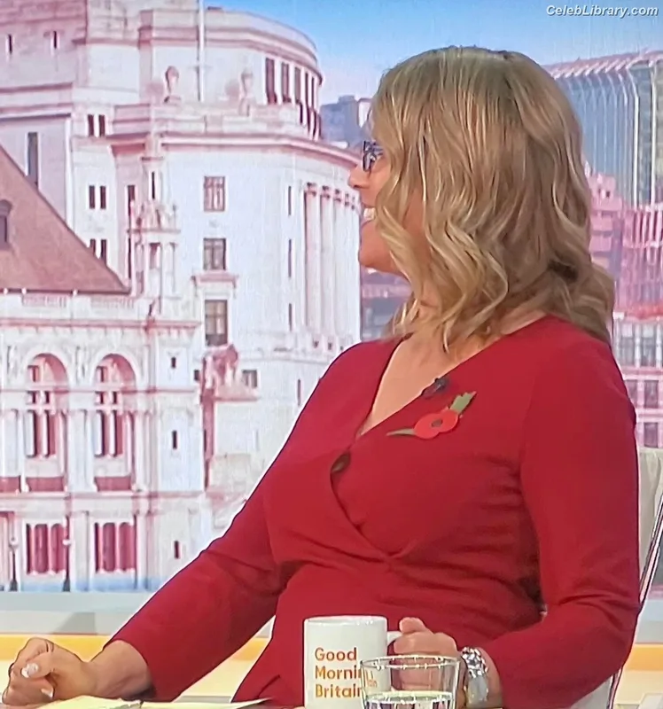 Susanna Reid photo 1 of 429
