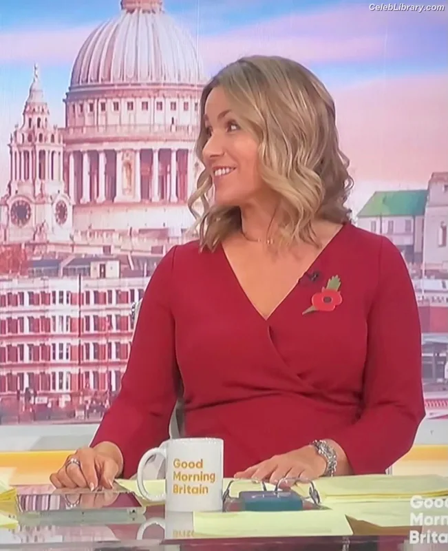 Susanna Reid photo 2 of 429