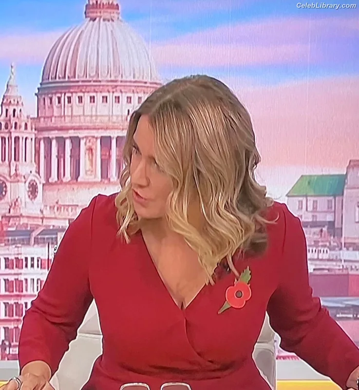 Susanna Reid photo 3 of 429