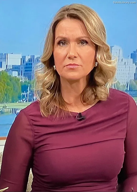 Susanna Reid photo 16 of 429