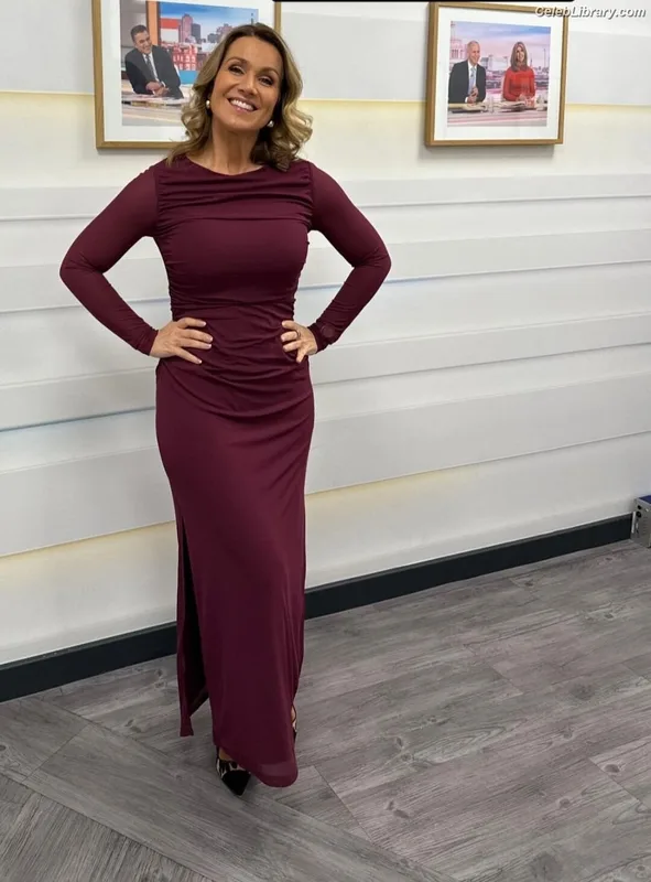 Susanna Reid photo 24 of 429