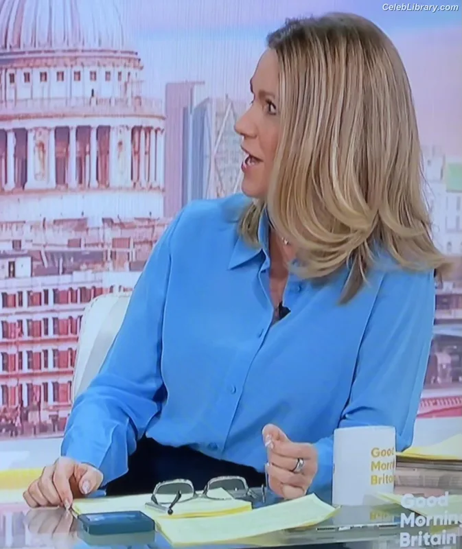 Susanna Reid photo 11 of 429