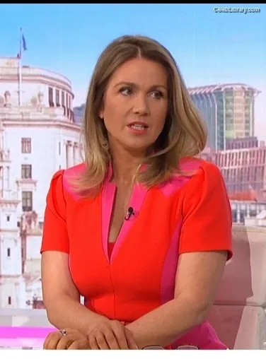 Susanna Reid photo 1 of 429