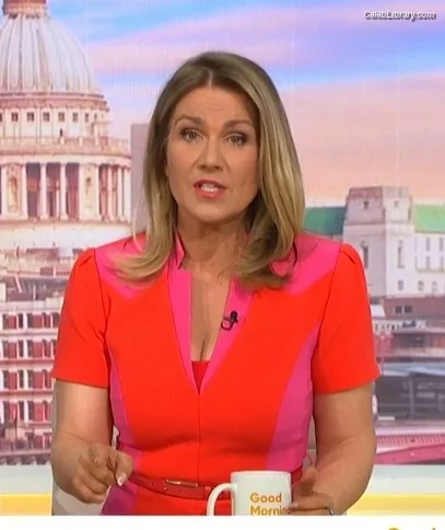 Susanna Reid photo 3 of 429