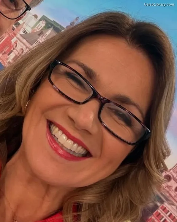 Susanna Reid photo 9 of 429