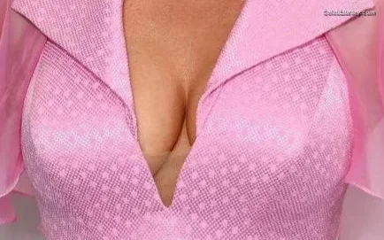 Susanna Reid photo 17 of 429