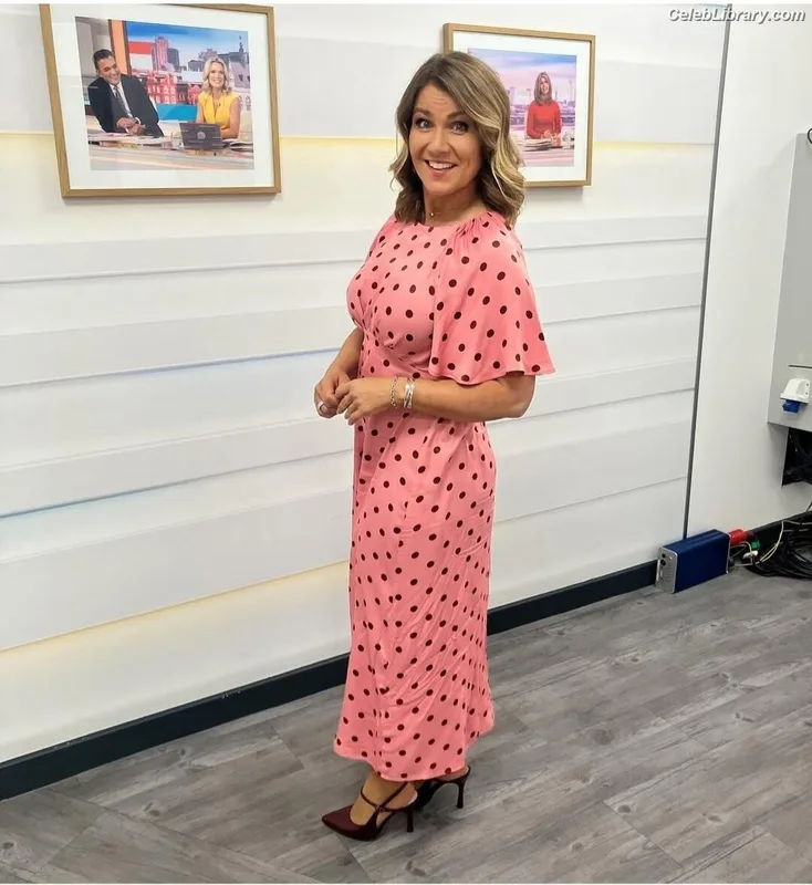 Susanna Reid photo 5 of 429