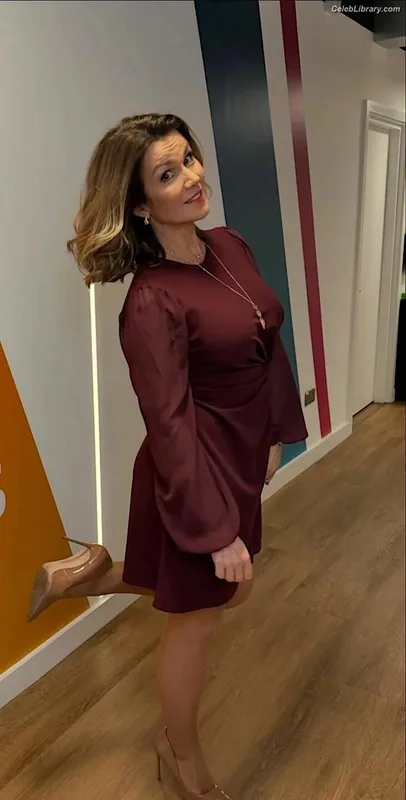 Susanna Reid photo 16 of 429