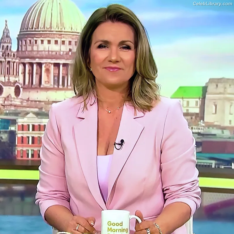 Susanna Reid photo 7 of 429