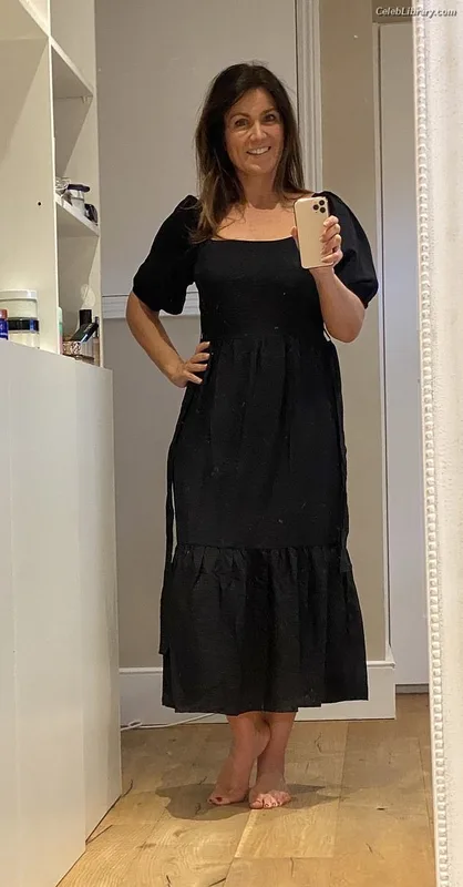 Susanna Reid photo 3 of 429