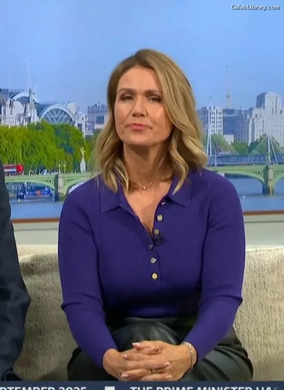 Susanna Reid photo 7 of 429
