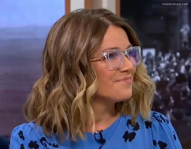 Susanna Reid photo 12 of 429