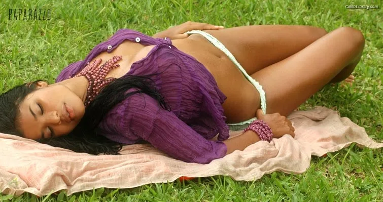 Suyane Moreira photo 20 of 130