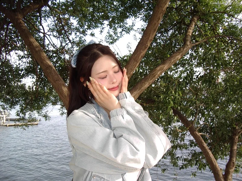 Swan 수안  ex PURPLE KISS photo 14 of 122