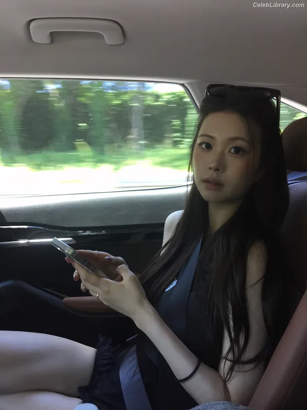 Swan 수안  ex PURPLE KISS photo 14 of 122