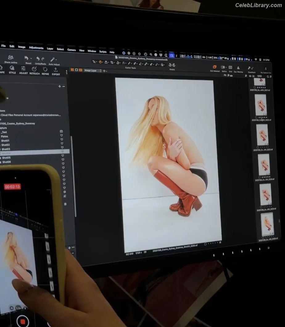 Sydney Sweeney photo 1 of 12030